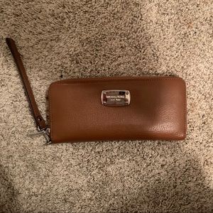 Michael Kors jet set travel wristlet wallet